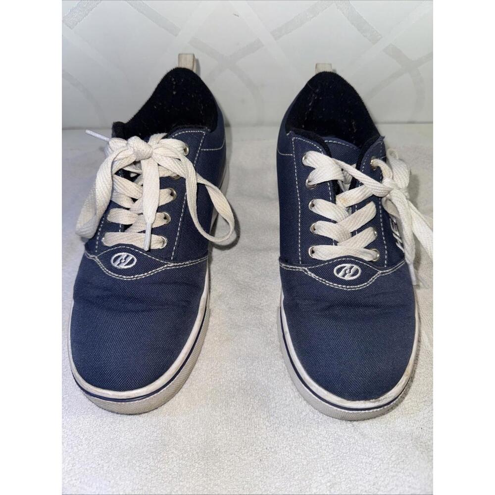 Heelys Wheeled Unisex Youth Size 4 Shoes Beautiful
